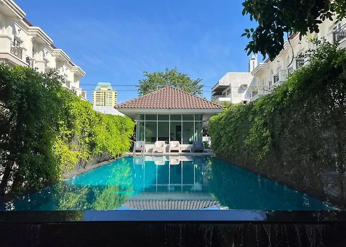 度假居 Entire 3bedroom Townhome, Shared Swimming Pool In Sukhumvit, 2927