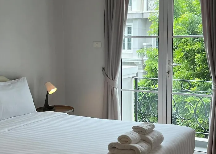 度假居 Entire 3bedroom Townhome, Shared Swimming Pool In Sukhumvit, 2927 *