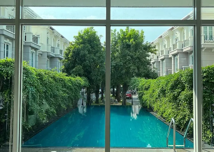 Entire 3bedroom Townhome, Shared Swimming Pool In Sukhumvit, 2927 *